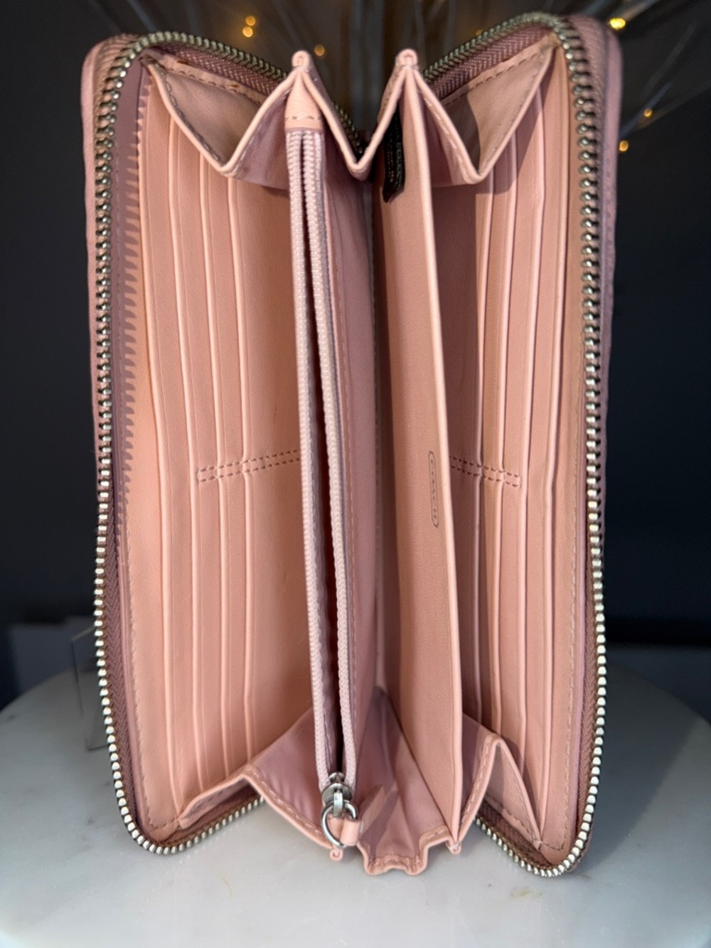 Coach GUC pink pleated leather zip around Wallet. Inside zip , 16 card slots - Picture 7 of 8